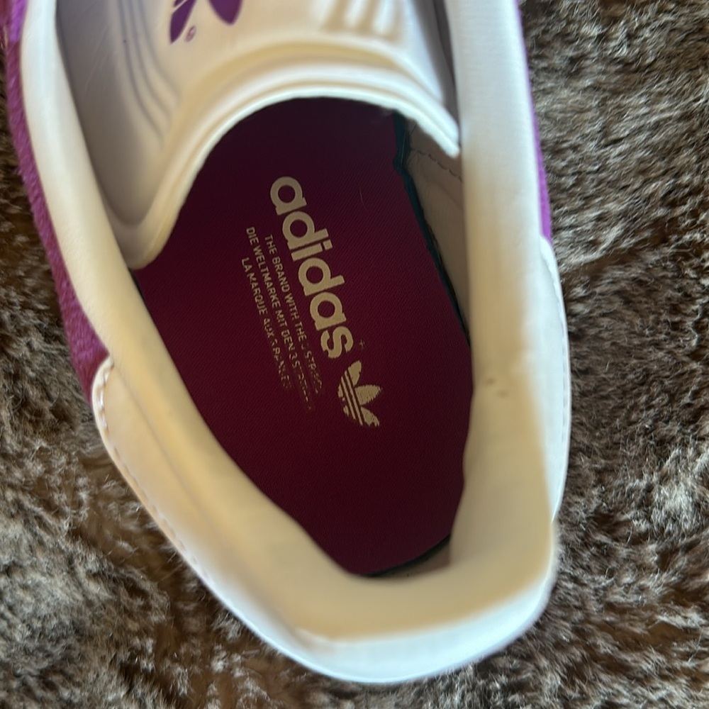 New Adidas Gazelle Size 7 View 5